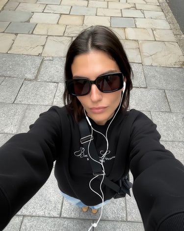 Sudadera Unisex Oversize Bendita Locura Bordado de Loco Monky Black by LOCO MONKY