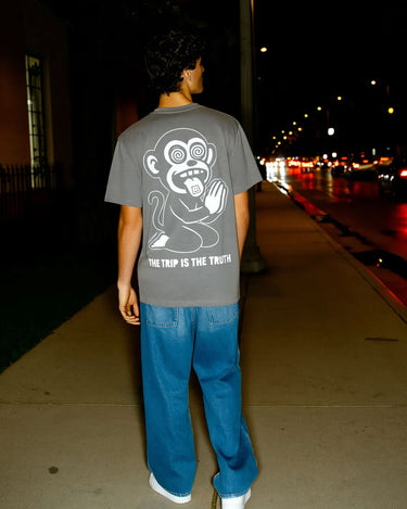 Camiseta Trip de Loco Monky Deep Grey by LOCO MONKY