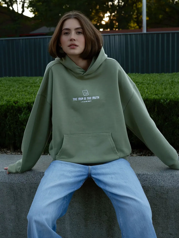 Sudadera boxy Unisex LOCO MONKY Trip B Olive by LOCO MONKY