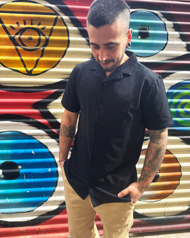 Camisa Unisex Puro Loco B Loco Monky Black De Algodón, moderna y cómoda, ideal para cualquier ocasión.