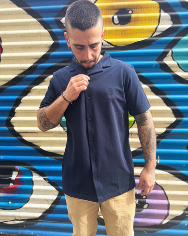 Camisa Unisex Puro Loco B Loco Monky Navy de Algodón, estilo moderno y comodidad en 100% algodón de alta calidad.