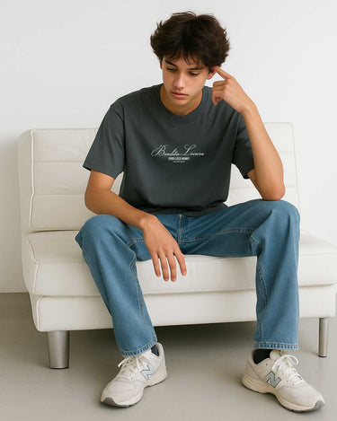 Camiseta Bendita Locura Bordado de Loco Monky Dark Grey camisetas de hombre LOCO MONKY