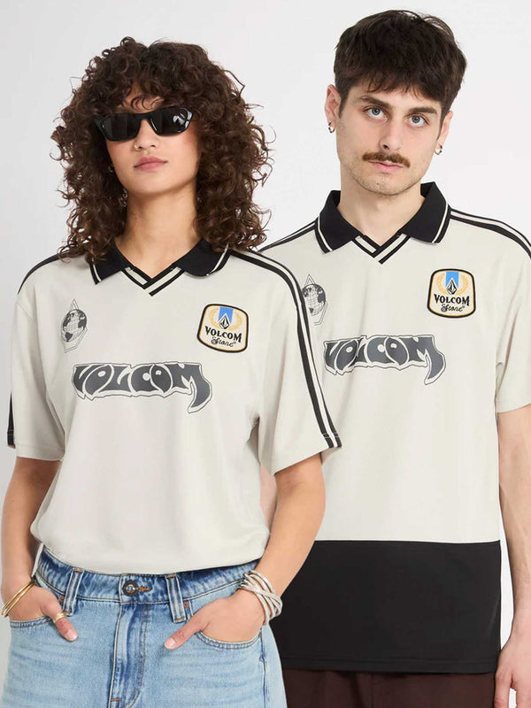 Camiseta con estilo deportivo Copa Crew de Volcom by VOLCOM