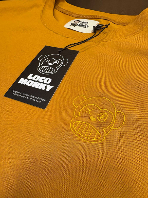 Camiseta Puro Loco Bordado de Loco Monky Mustard by LOCO MONKY