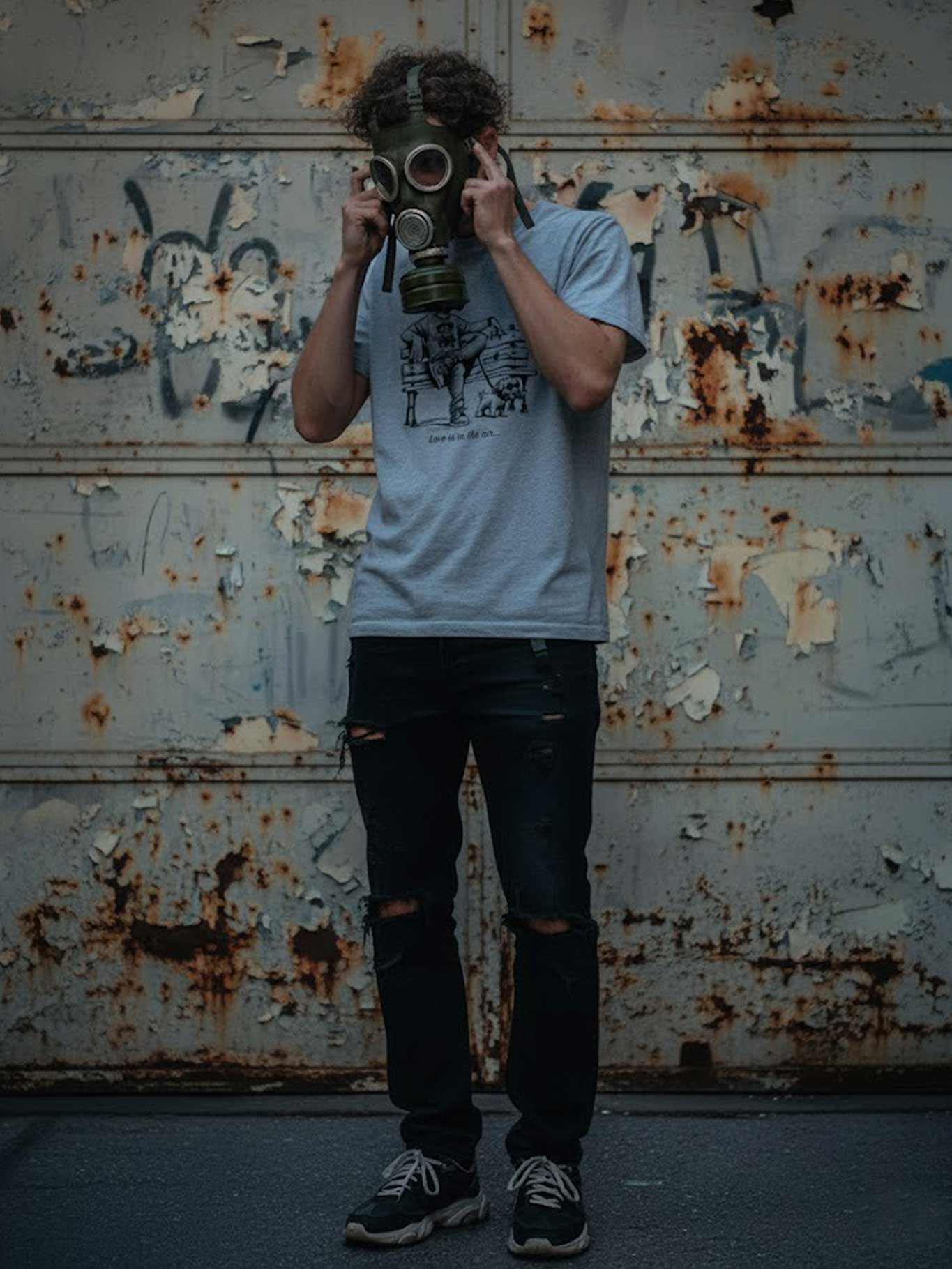 Camiseta Love is in the air de Loco Monky Heather Grey