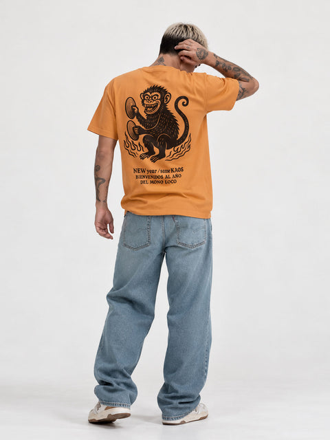 Camiseta New Year de Loco Monky Mustard