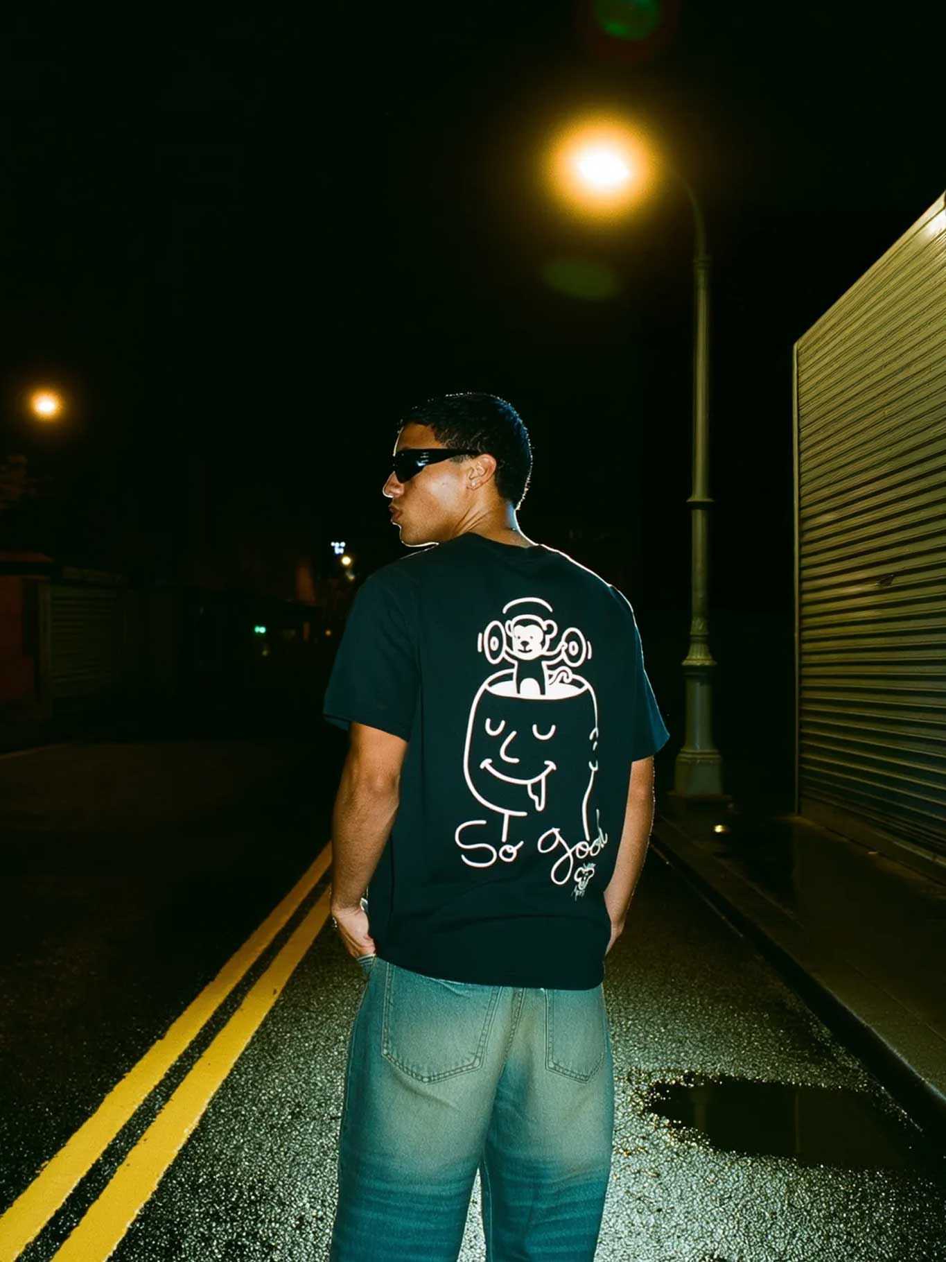 Camiseta So Good de Loco Monky Black