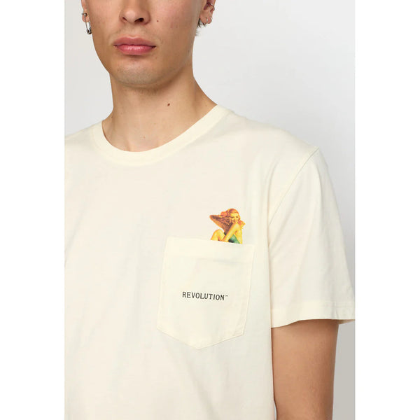 Camiseta con bolsillo retro de Revolution by Revolution