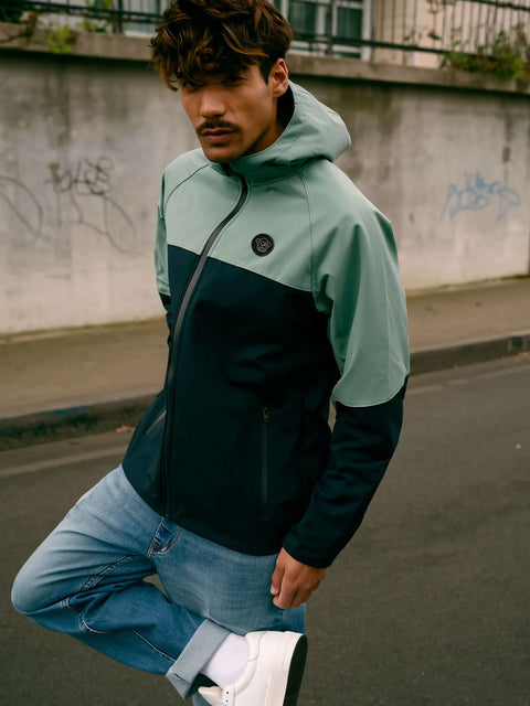 Cortavientos impermeable Silverback de Loco Monky Black/Green