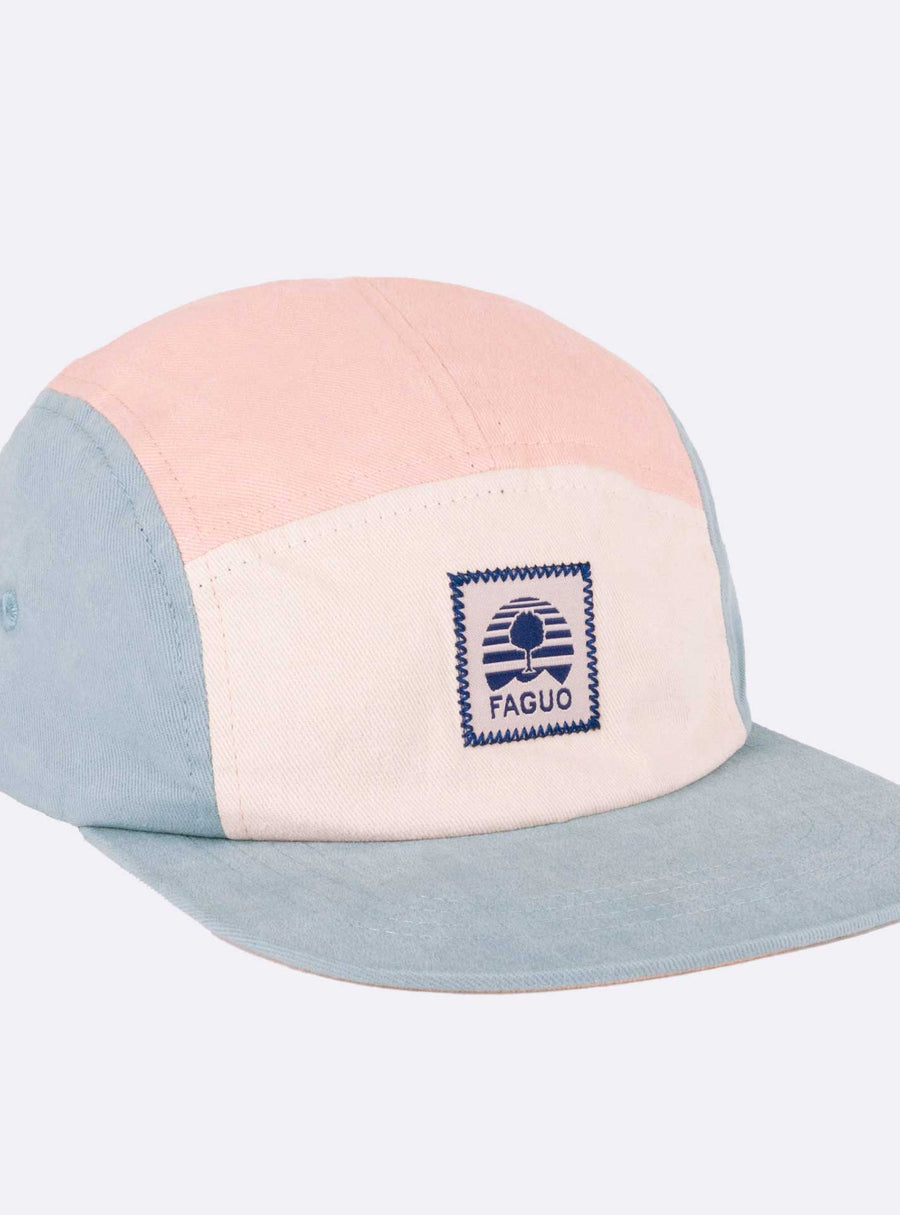 Gorra Faguo 5 panales rosa/crudo/azul claro retro con logo frontal. - NUM wear