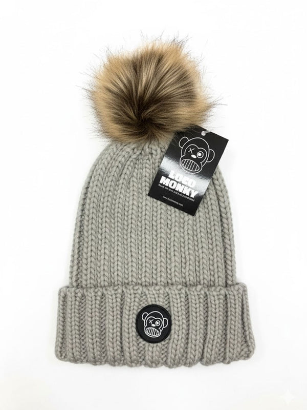 Gorro con pompón de pelo de Loco Monky by LOCO MONKY