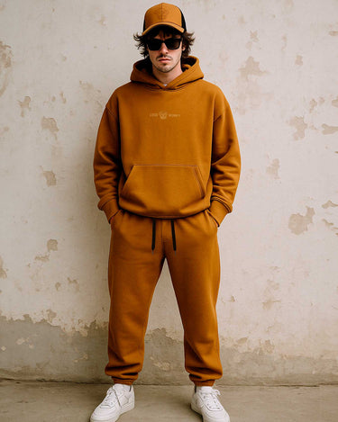 Pantalón Oversize Unisex Lazy de Loco Monky color Brown pantalones hombre sport LOCO MONKY