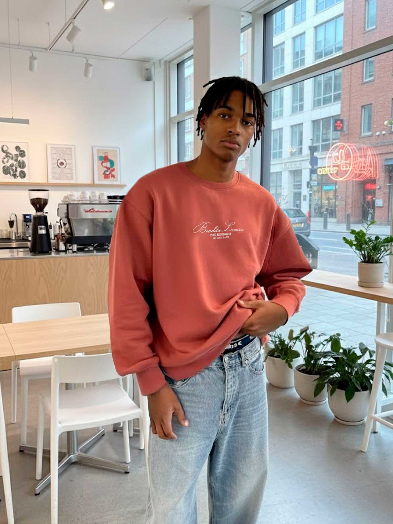 Sudadera Unisex Oversize Bendita Locura Bordado de Loco Monky Wine