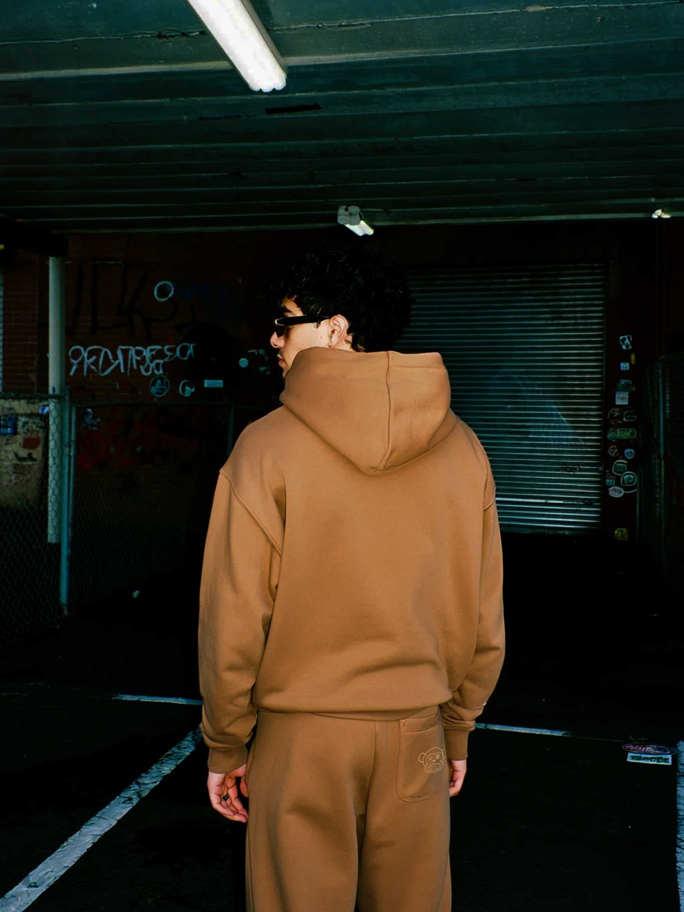 Sudadera Unisex Oversize Lazy de Loco Monky Brown