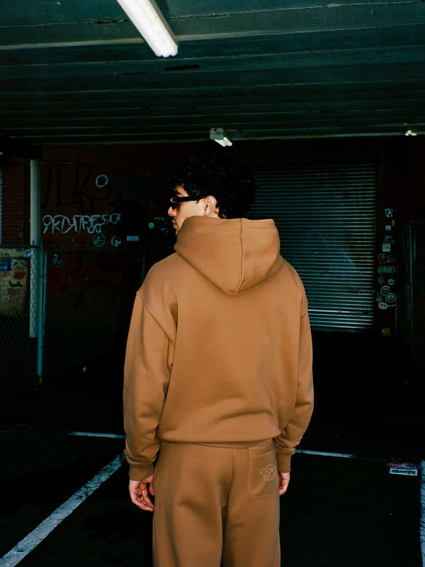 Sudadera Unisex Oversize Lazy de Loco Monky Brown by LOCO MONKY
