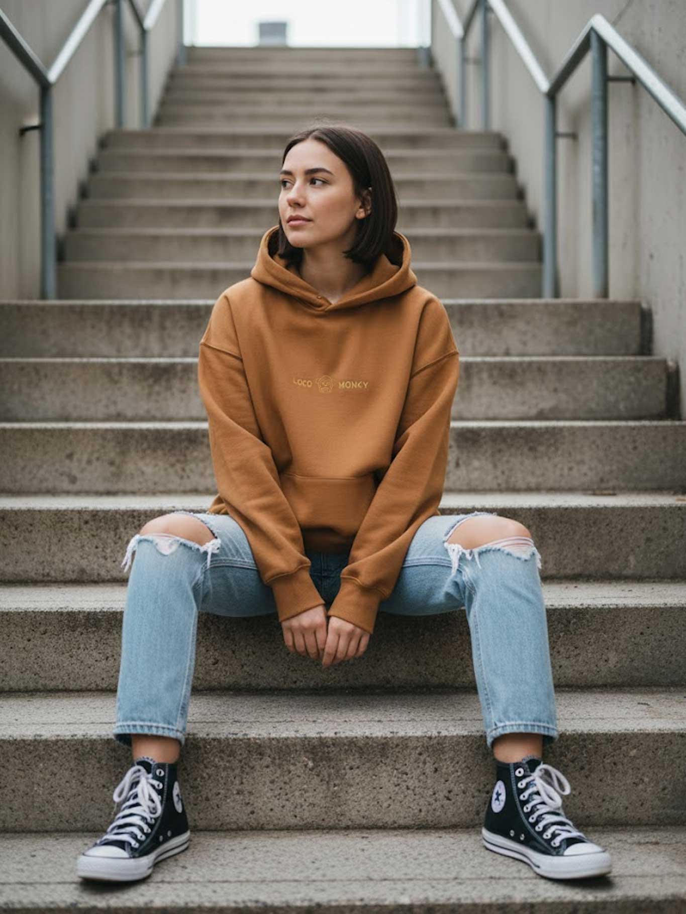 Sudadera Unisex Oversize Lazy de Loco Monky Brown